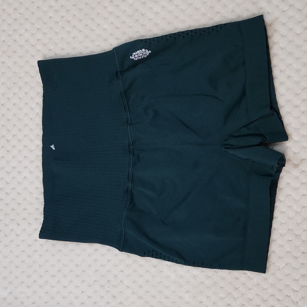 Nwot Free People Movement Good Karma Running Shorts - Picture 6 of 11